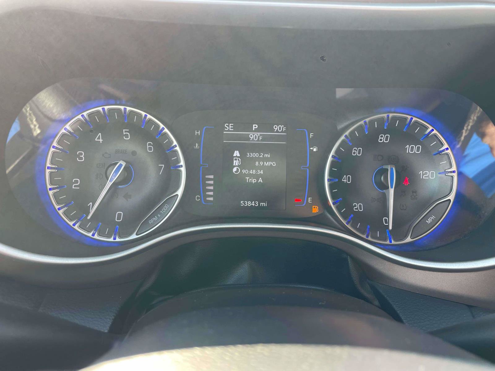 Used 2022 Chrysler Voyager LX FWD image 20