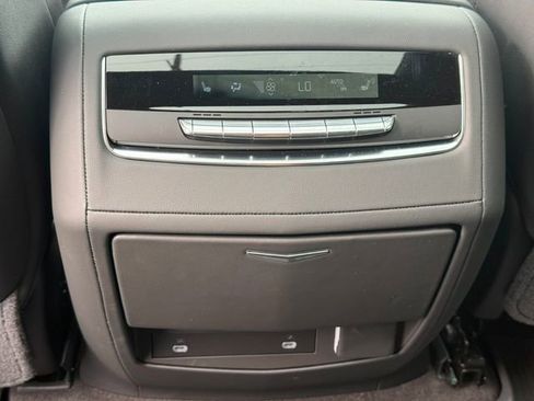 Used 2024 Cadillac Escalade Sport w/ Touring Package AWD/4WD image 28