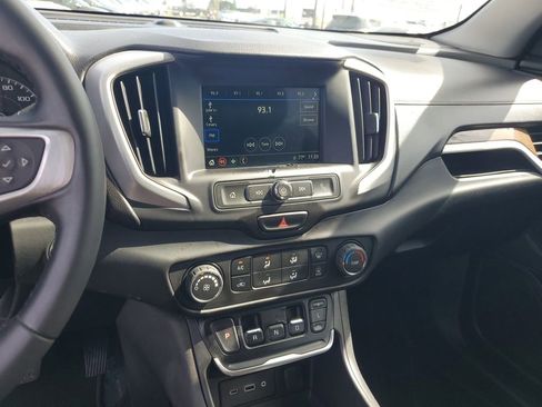 Used 2018 GMC Terrain SL image 26