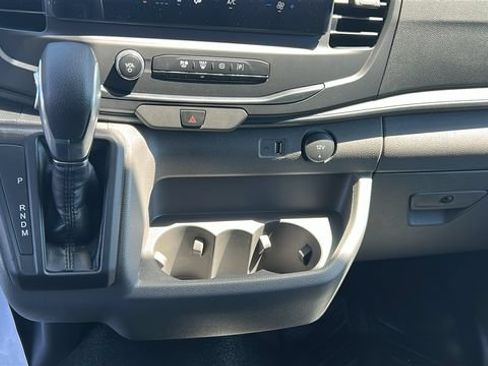 New 2026 Ford Transit 250 148 Medium Roof w/ Load Area Protection Package RWD image 21