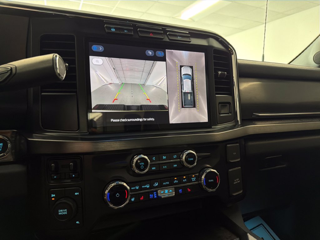 Used 2024 Ford F350 Lariat AWD/4WD image 16