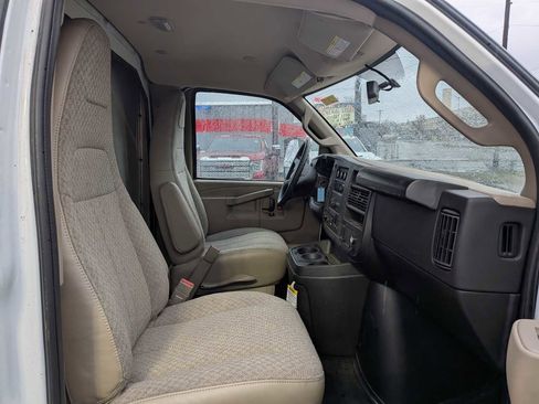 New 2024 Chevrolet Express 3500 w/ Power Convenience Package image 15