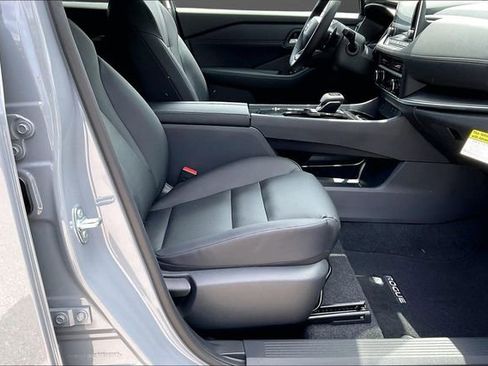 New 2026 Nissan Rogue SV FWD image 11