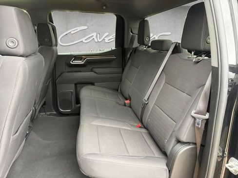 Used 2025 Chevrolet Silverado 1500 LT AWD/4WD image 22