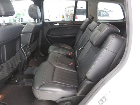 Used 2016 Mercedes-Benz GL 450 4MATIC w/ Premium I Package image 13
