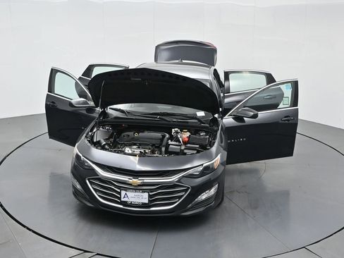 Used 2023 Chevrolet Malibu LT image 34