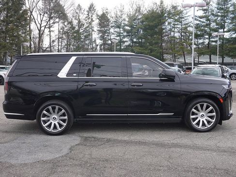 Used 2023 Cadillac Escalade ESV Premium Luxury Platinum w/ Heavy-Duty Trailer Package image 23