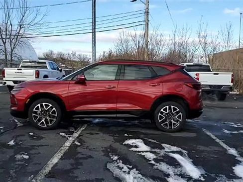 Certified 2025 Chevrolet Blazer RS image 5