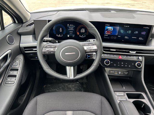 New 2026 Hyundai Sonata SEL AWD/4WD image 16