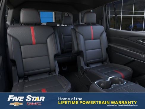 New 2026 Chevrolet Traverse RS FWD image 18