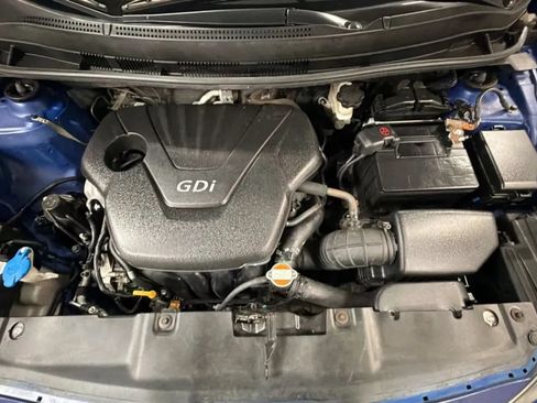 Used 2012 Hyundai Accent GLS w/ Premium Pkg 3 FWD image 21