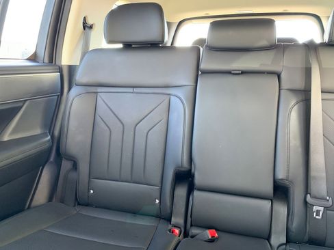 Used 2025 Hyundai Santa Fe SEL image 42