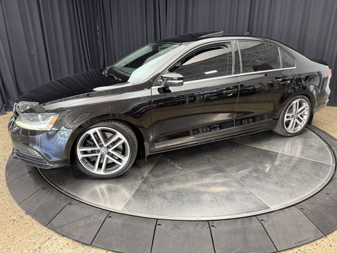 Used 2017 Volkswagen Jetta SEL image 12