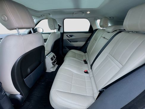 Used 2020 Land Rover Range Rover Velar S image 16