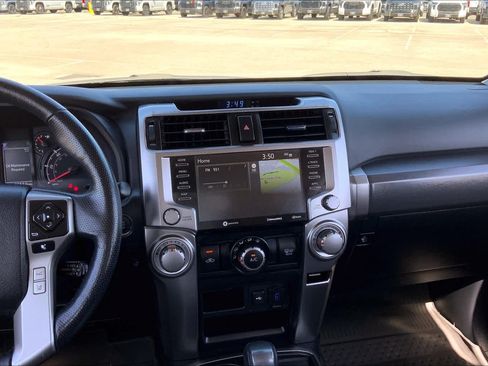 Used 2023 Toyota 4Runner SR5 Premium w/ Moonroof Package RWD image 11