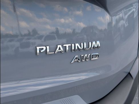 Used 2021 Nissan Rogue Platinum AWD/4WD image 23