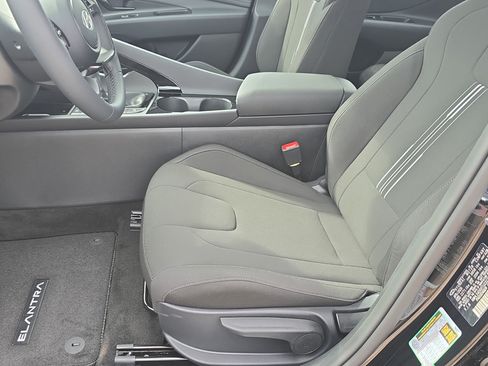 New 2026 Hyundai Elantra SEL Sport Premium FWD image 14
