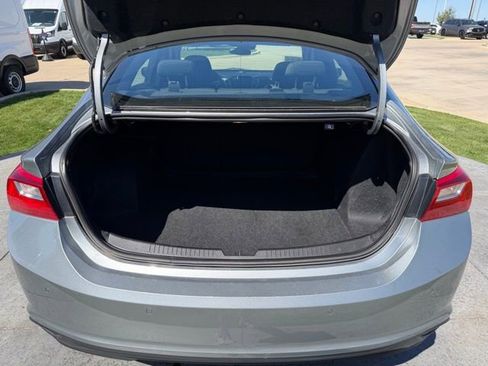 Used 2024 Chevrolet Malibu LT image 7