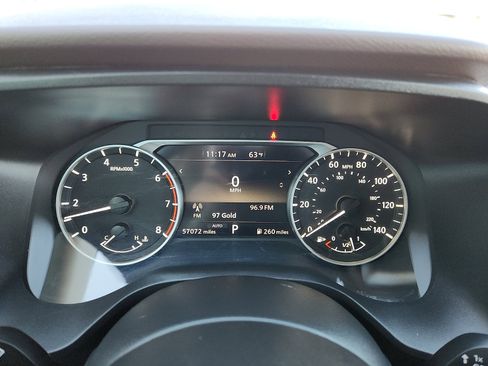 Used 2023 Nissan Rogue S image 17