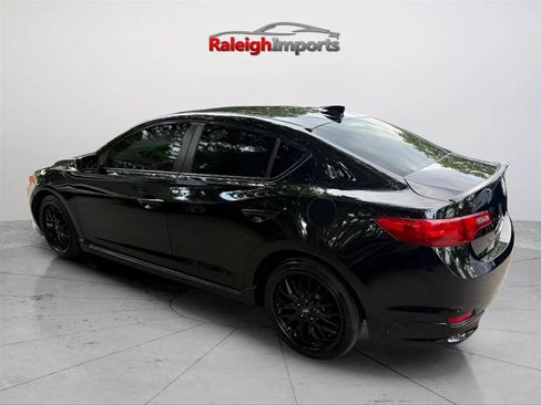 Used 2015 Acura ILX w/ Technology Package FWD image 3