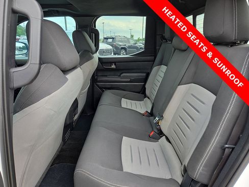 Used 2024 Toyota Tacoma TRD Off-Road w/ TRD Off Road Upgrade Package AWD/4WD image 10