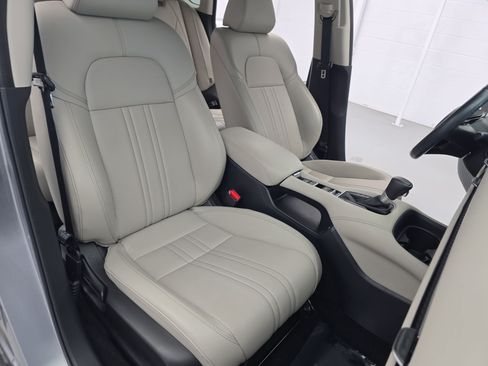 Certified 2024 Honda HR-V EX-L image 10