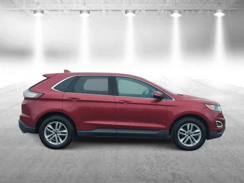 Used 2017 Ford Edge SEL w/ Equipment Group 201A FWD image 9