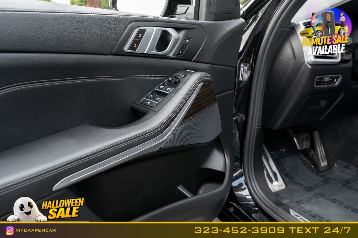 Used 2021 BMW X5 xDrive40i w/ M Sport Package AWD/4WD image 11