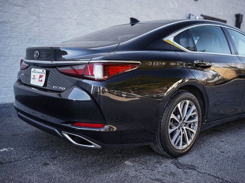 Used 2023 Lexus ES 350 image 11
