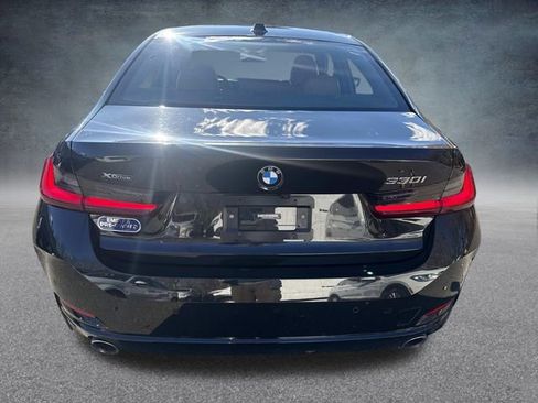 Used 2023 BMW 330i xDrive Sedan w/ Driving Assistance Package image 4