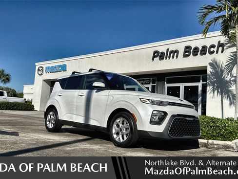 Used 2020 Kia Soul S image 1