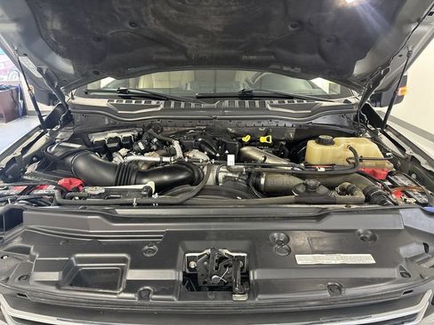 Used 2019 Ford F350 Lariat w/ Chrome Package AWD/4WD image 13