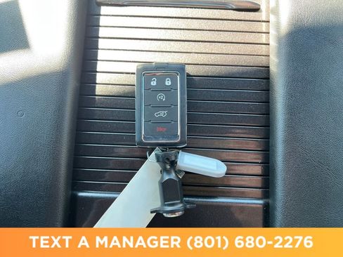 Used 2024 Jeep Wagoneer 4WD w/ HD Trailer Tow Package image 29