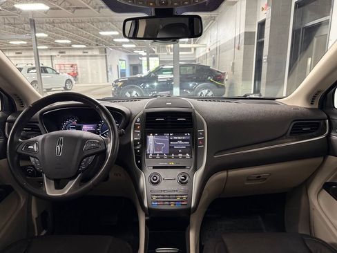 Used 2019 Lincoln MKC Reserve w/ MKC Climate Package AWD/4WD image 8
