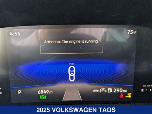 Used 2025 Volkswagen Taos SE FWD image 14