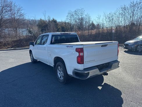 Used 2019 Chevrolet Silverado 1500 LT image 3