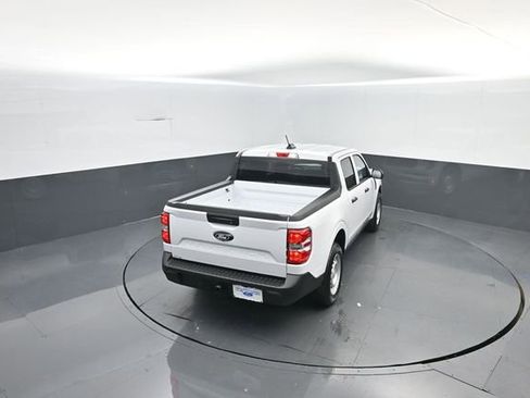 New 2026 Ford Maverick XL image 28