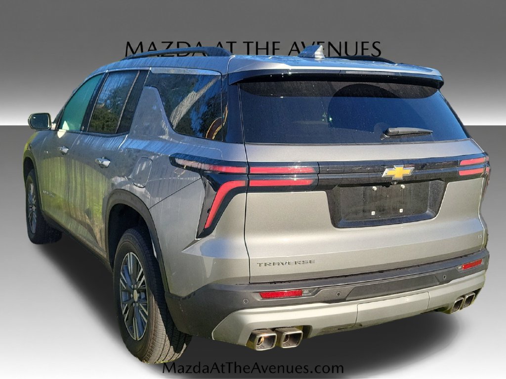 Used 2024 Chevrolet Traverse LT FWD image 27