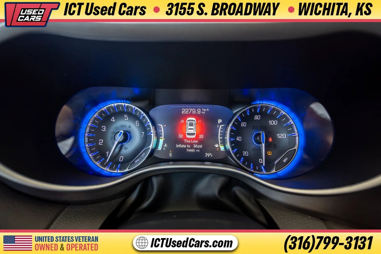Used 2024 Chrysler Pacifica Touring-L FWD image 29