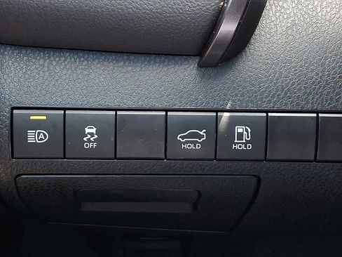 Used 2024 Toyota Camry SE FWD image 25