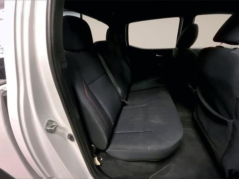 Used 2020 Toyota Tacoma TRD Off-Road image 22