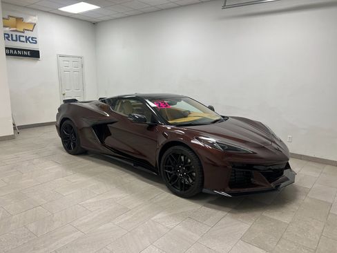 Used 2023 Chevrolet Corvette Z06 image 14