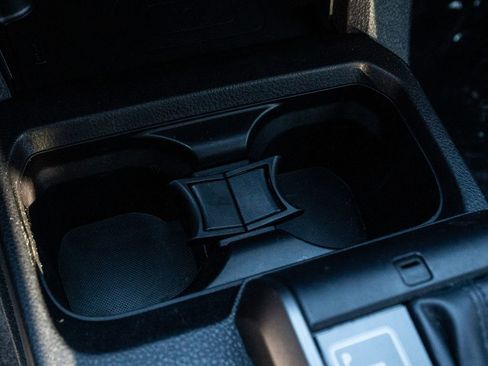 Used 2023 Toyota Tacoma TRD Sport image 29