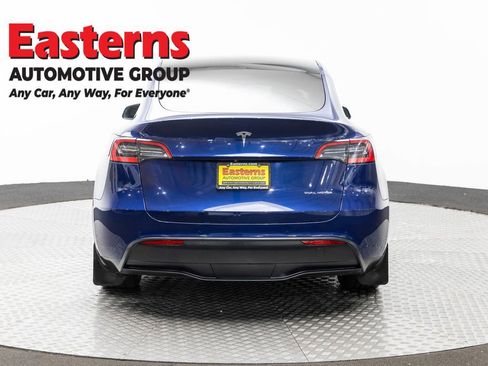 Used 2021 Tesla Model Y Long Range AWD/4WD image 6