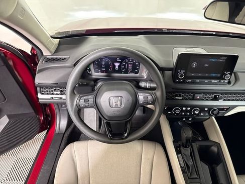 Used 2024 Honda Accord EX image 29
