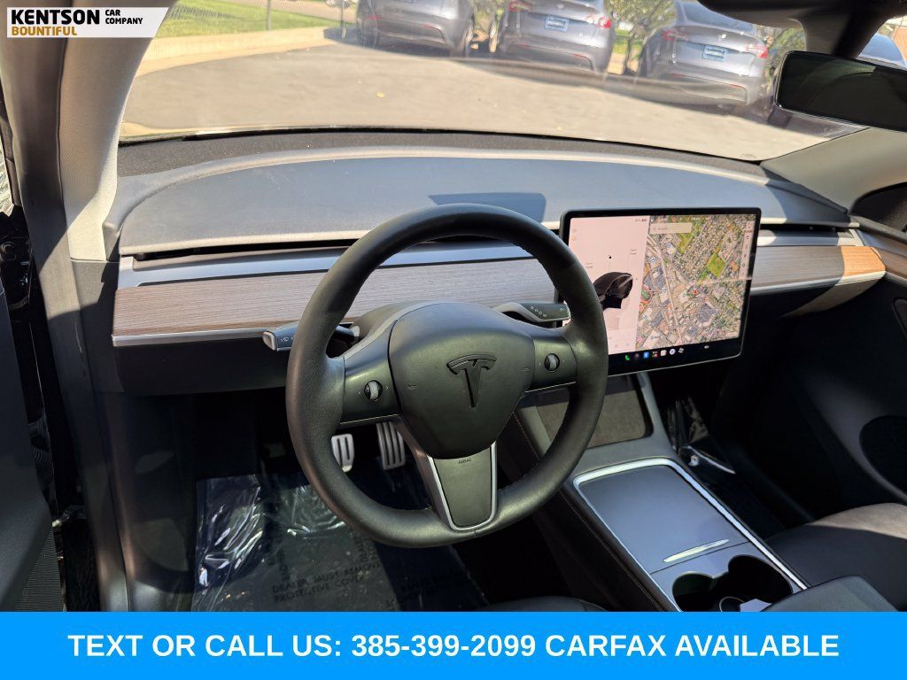 Used 2024 Tesla Model Y Performance AWD/4WD image 24