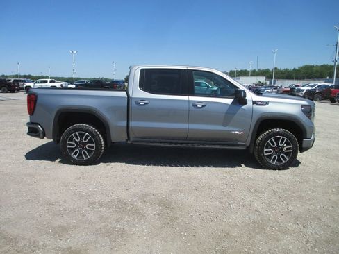 New 2026 GMC Sierra 1500 AT4 w/ AT4 Premium Package AWD/4WD image 3