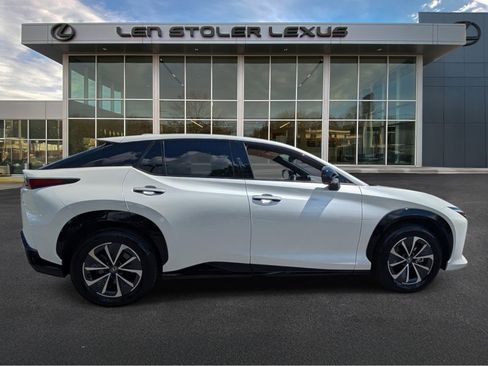 Used 2023 Lexus RZ 450e Premium w/ Accessory Package (2T) AWD/4WD image 2