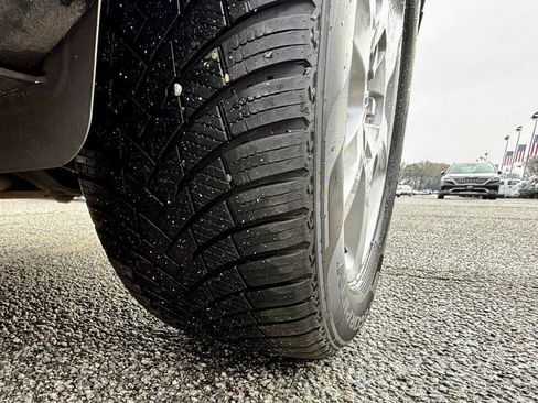 Used 2011 Audi Q7 3.0T Premium Plus image 11