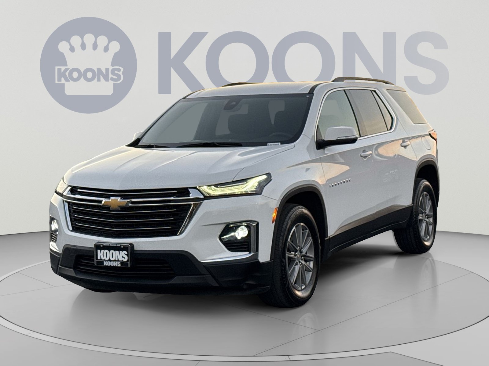 Used 2023 Chevrolet Traverse LT w/ LPO, Floor Liner Package AWD/4WD image 1